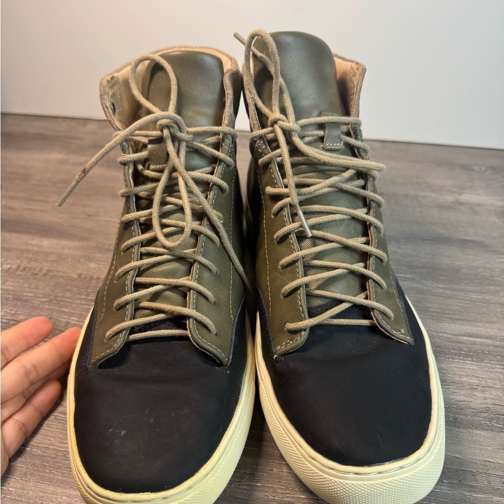 TCG Porter leather/suede men’s size 11/EU44 mid sneakers $320 - Picture 6 of 11